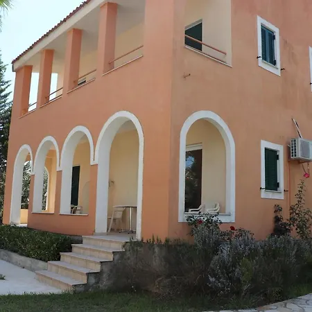 Irini-studio 8 شقة Kávos